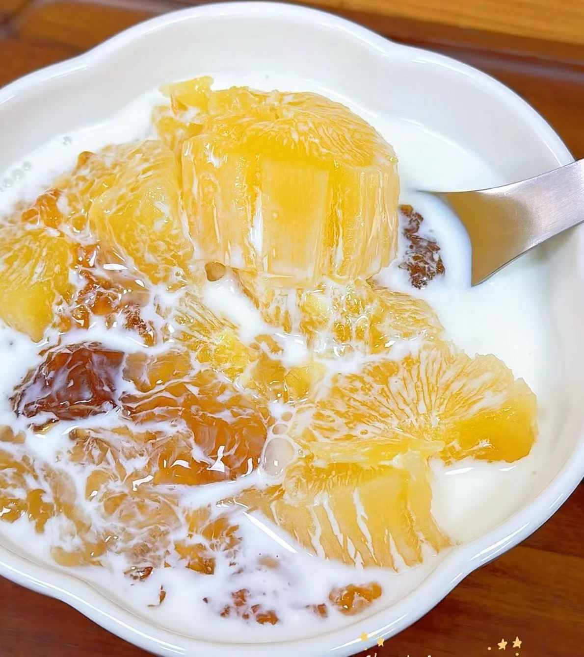 木薯桃胶炖奶